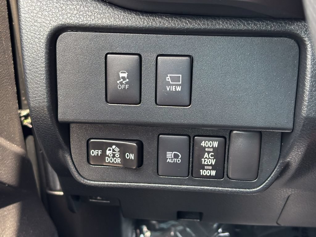Used 2021 Toyota Tacoma TRD Sport w/ TRD Premium Sport Package AWD/4WD image 40