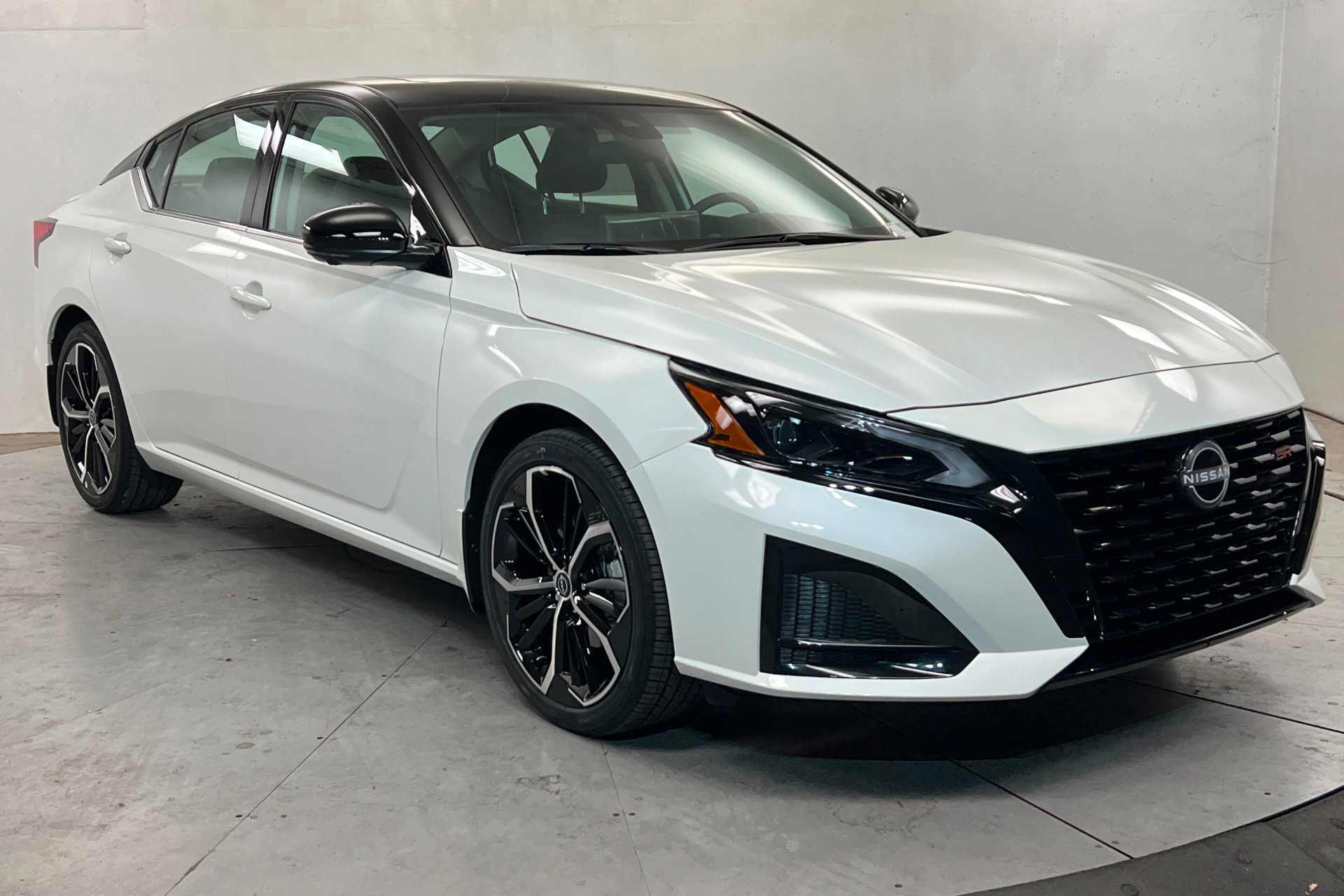 New 2026 Nissan Altima 2.5 SR image 7