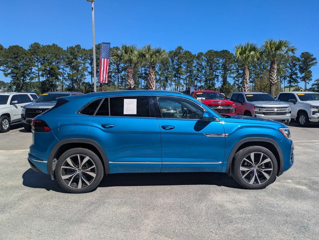 Used 2025 Volkswagen Atlas Cross Sport SEL Premium R-Line AWD/4WD image 3