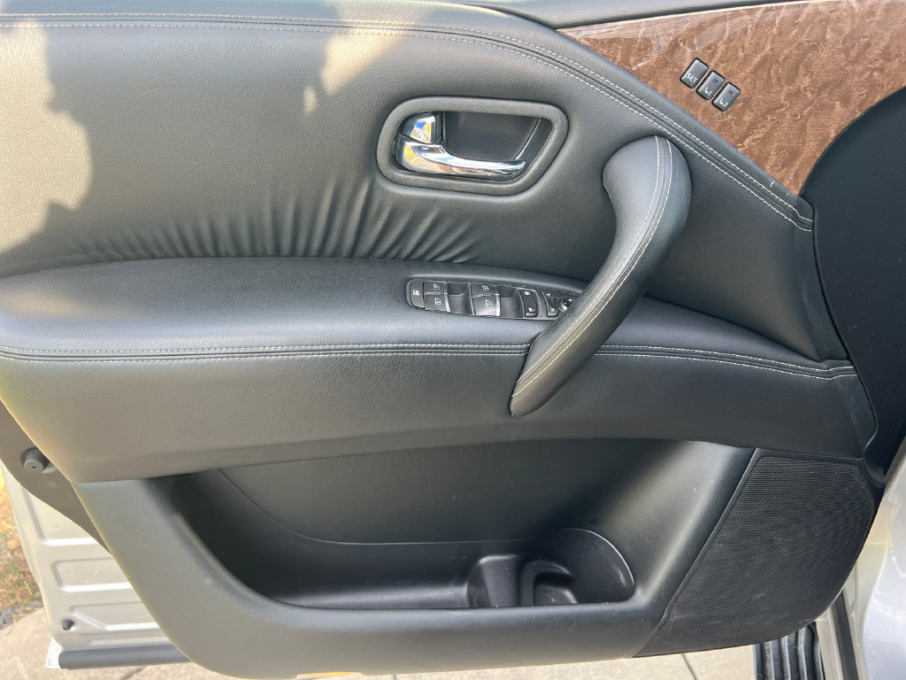 Used 2017 INFINITI QX80 2WD image 19
