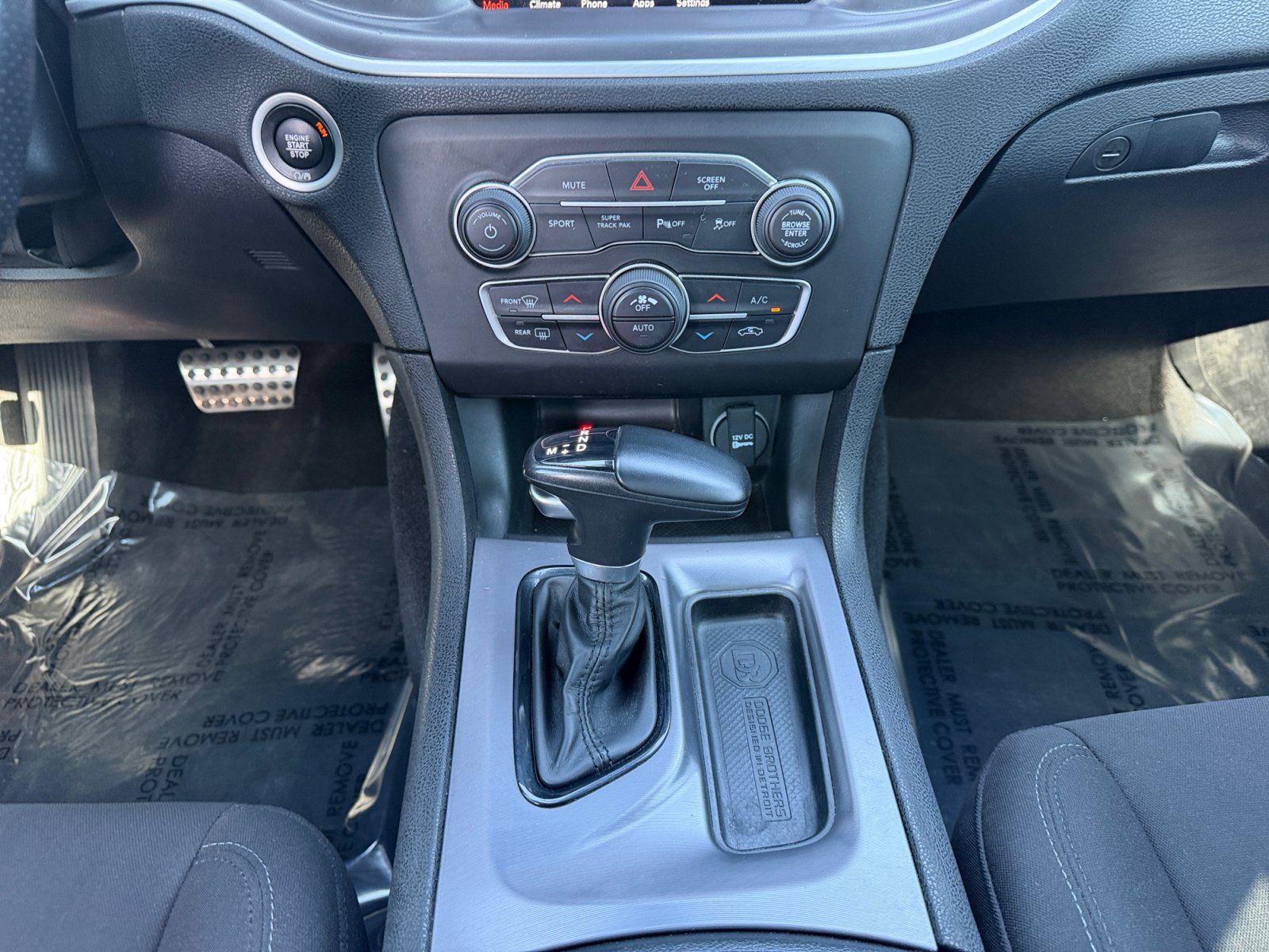 Used 2022 Dodge Charger R/T w/ Driver Convenience Group RWD image 11