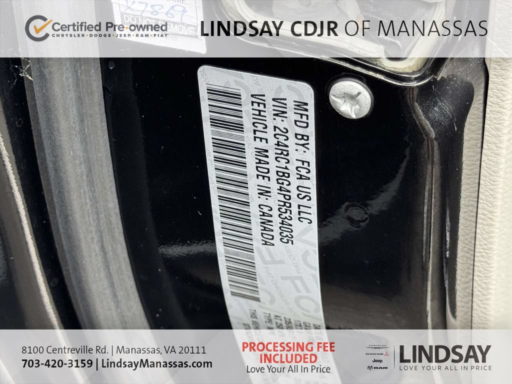 Used 2023 Chrysler Pacifica Touring-L FWD image 33