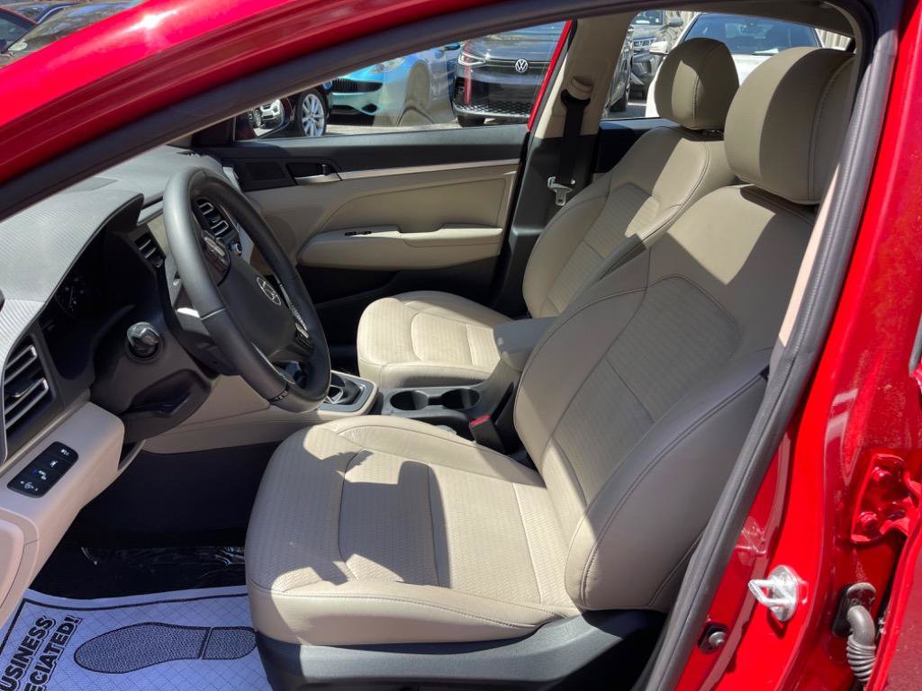 Used 2020 Hyundai Elantra Limited w/ Ultimate Package 03 FWD image 18
