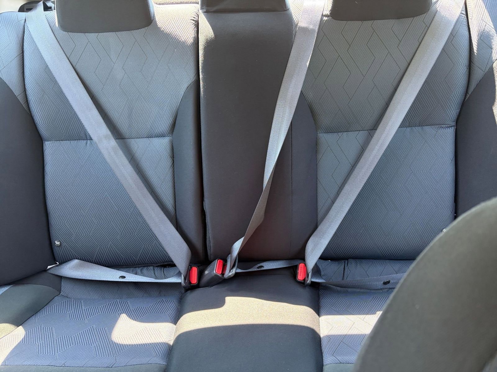 Used 2025 Nissan Versa SV FWD image 36