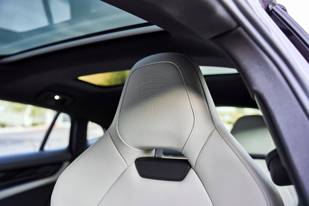 Used 2025 Porsche Panamera 4 w/ Premium Package image 50