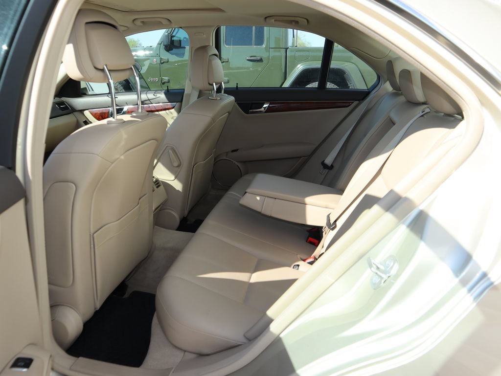 Used 2011 Mercedes-Benz C 300 Sedan image 11