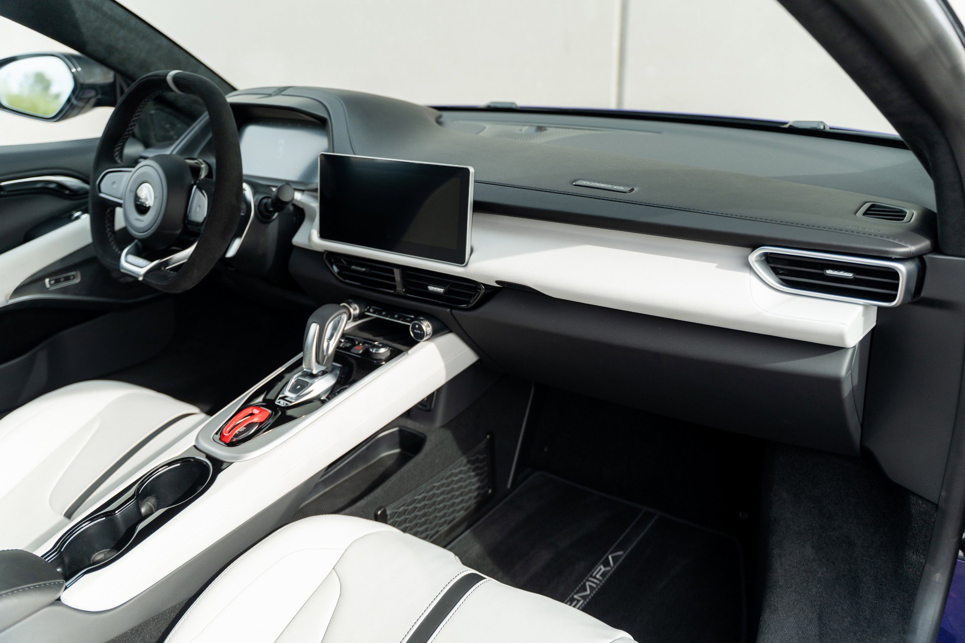 Used 2026 Lotus Emira SE image 29