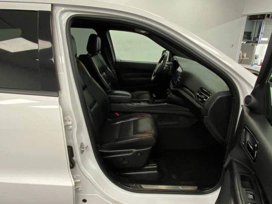 Used 2022 Dodge Durango R/T w/ Blacktop Package AWD/4WD image 24