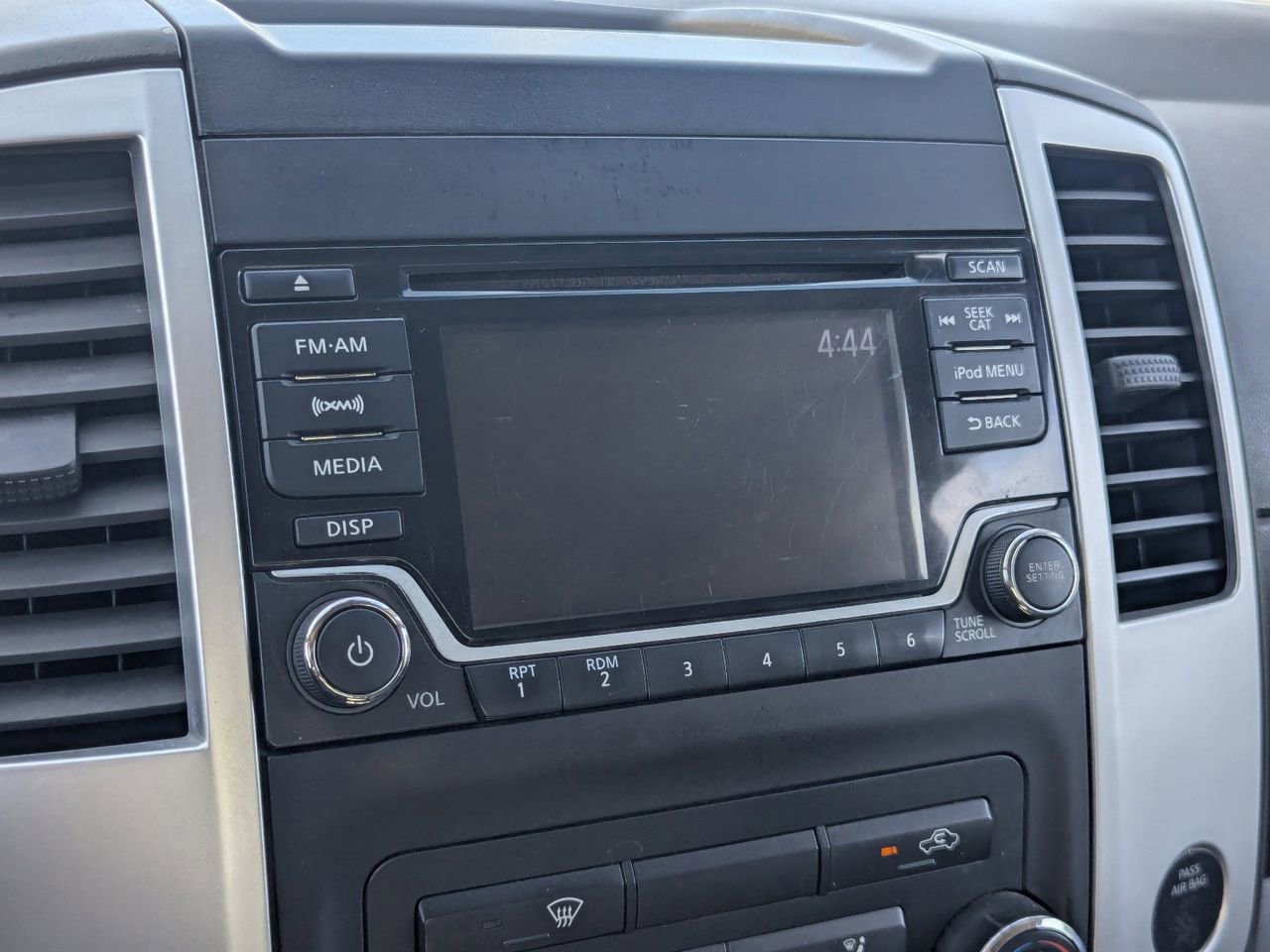 Used 2017 Nissan Frontier SV RWD image 23