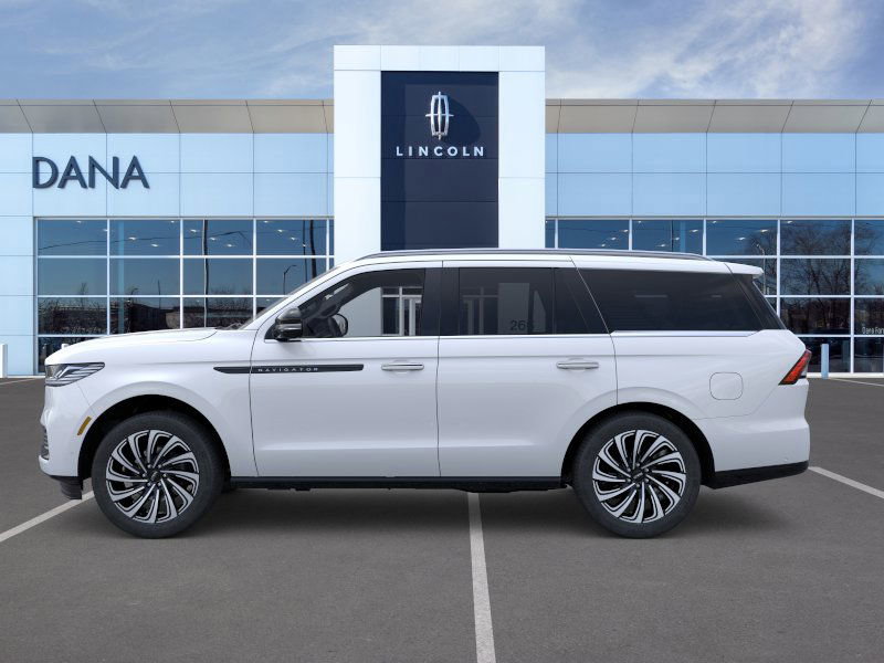 New 2025 Lincoln Navigator Black Label image 3