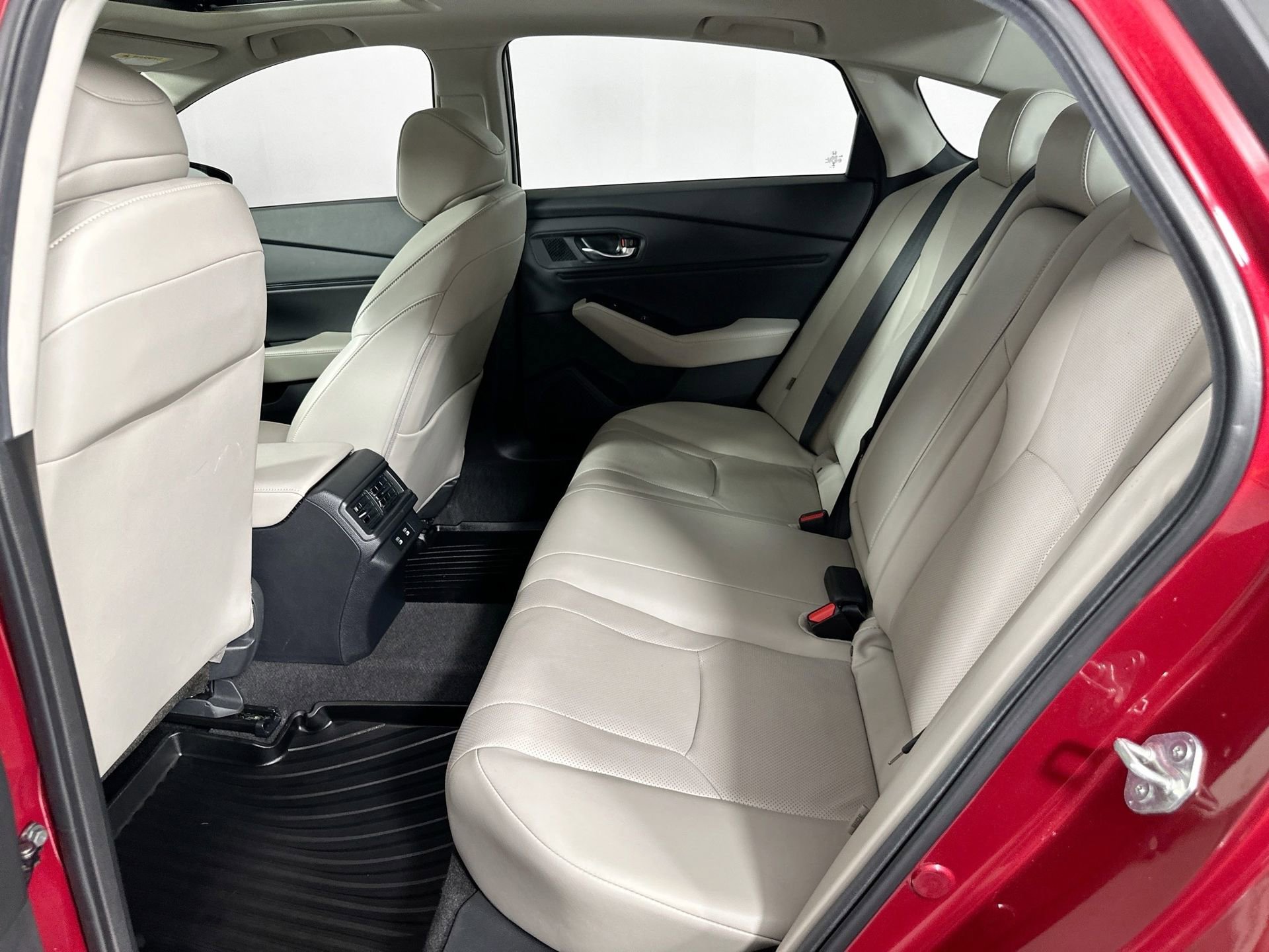 Used 2024 Honda Accord Touring image 23