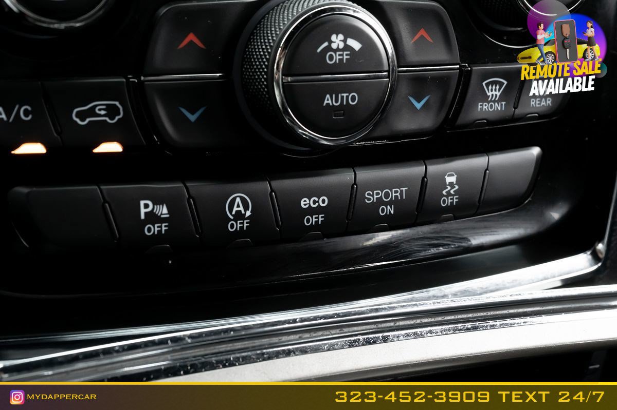 Used 2021 Jeep Grand Cherokee Laredo X AWD/4WD image 31