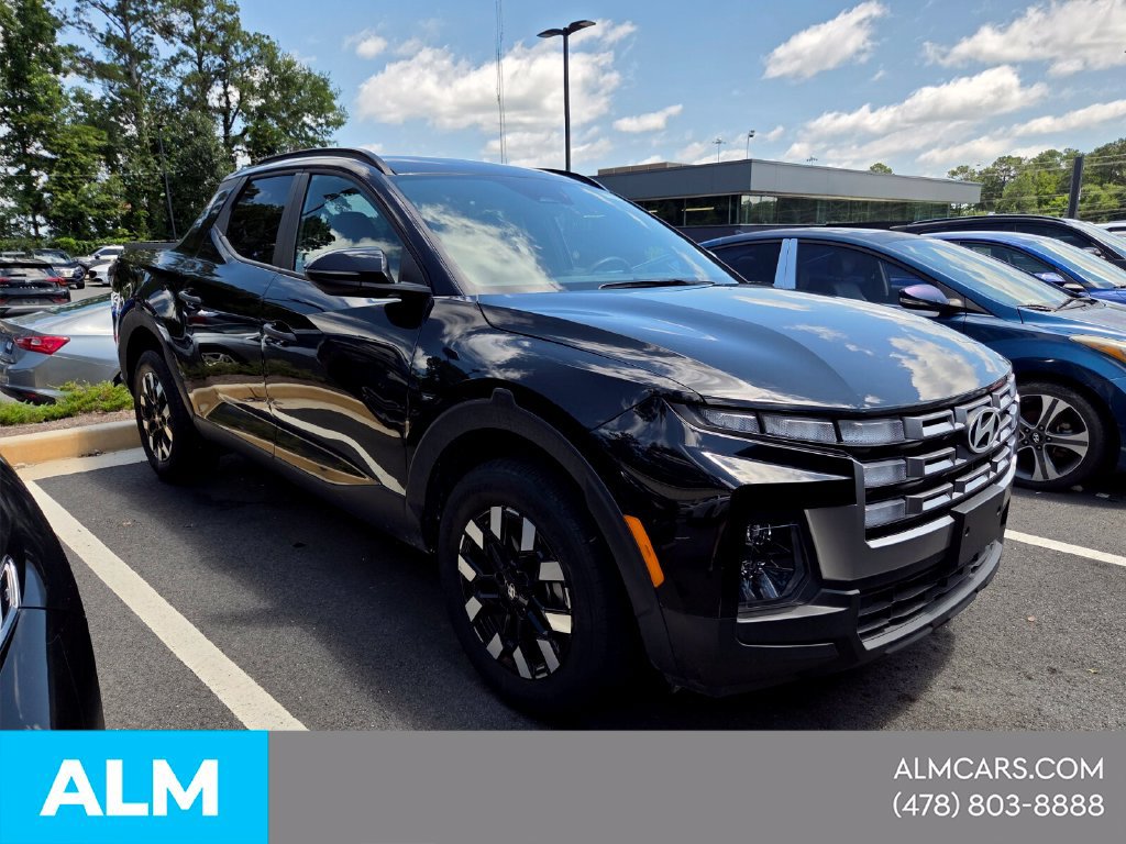 Used 2025 Hyundai Santa Cruz SEL FWD image 14