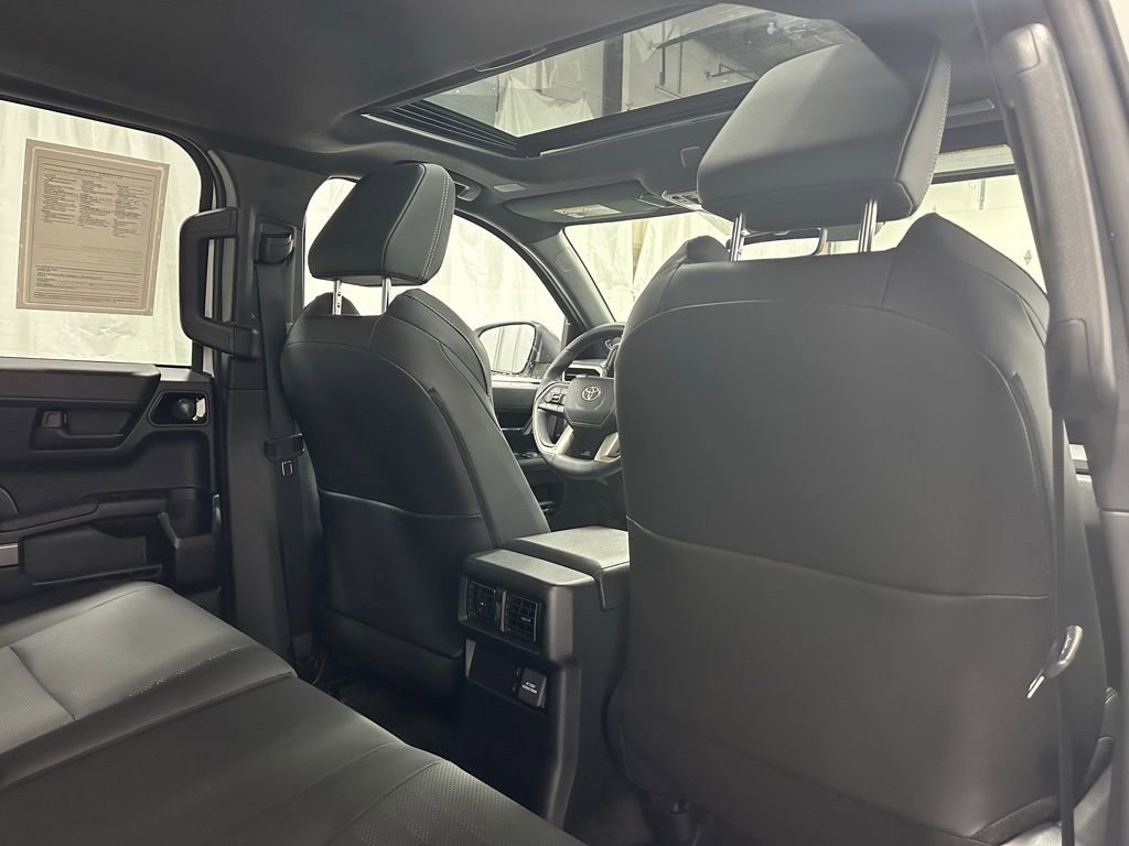 Used 2025 Toyota 4Runner TRD Off-Road Premium image 54