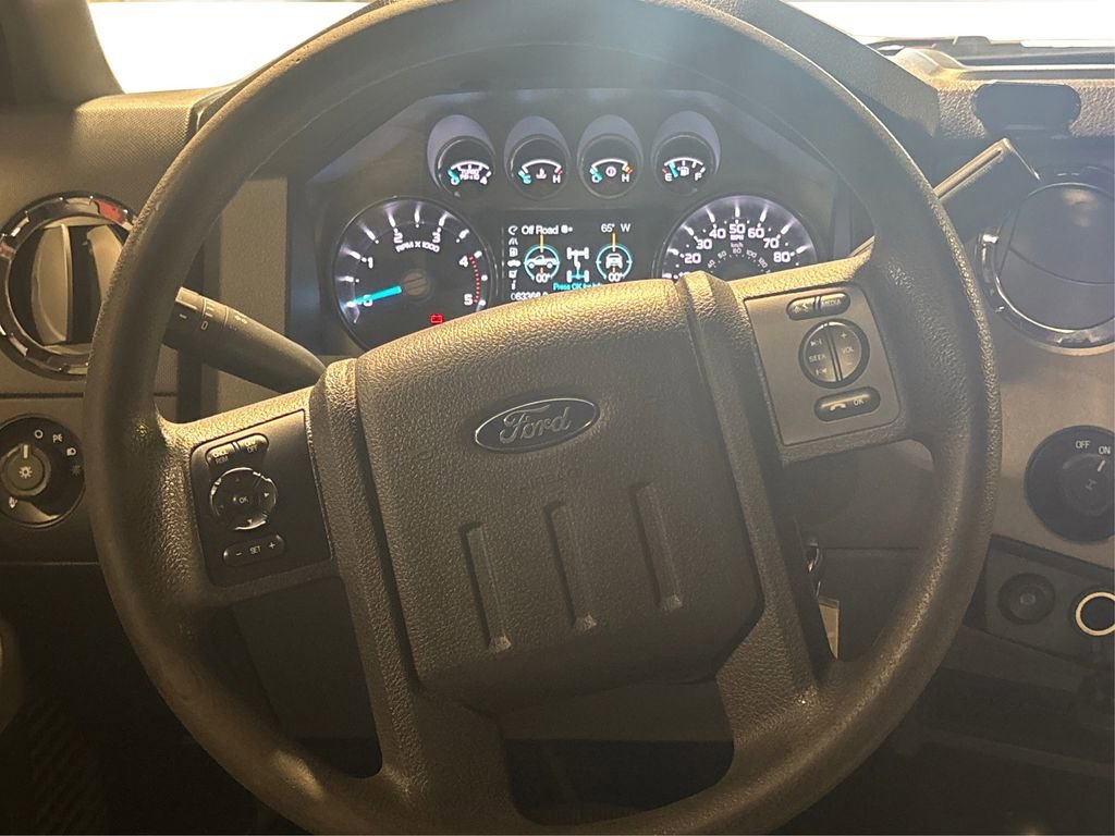 Used 2016 Ford F350 XLT w/ XLT Premium Package image 28