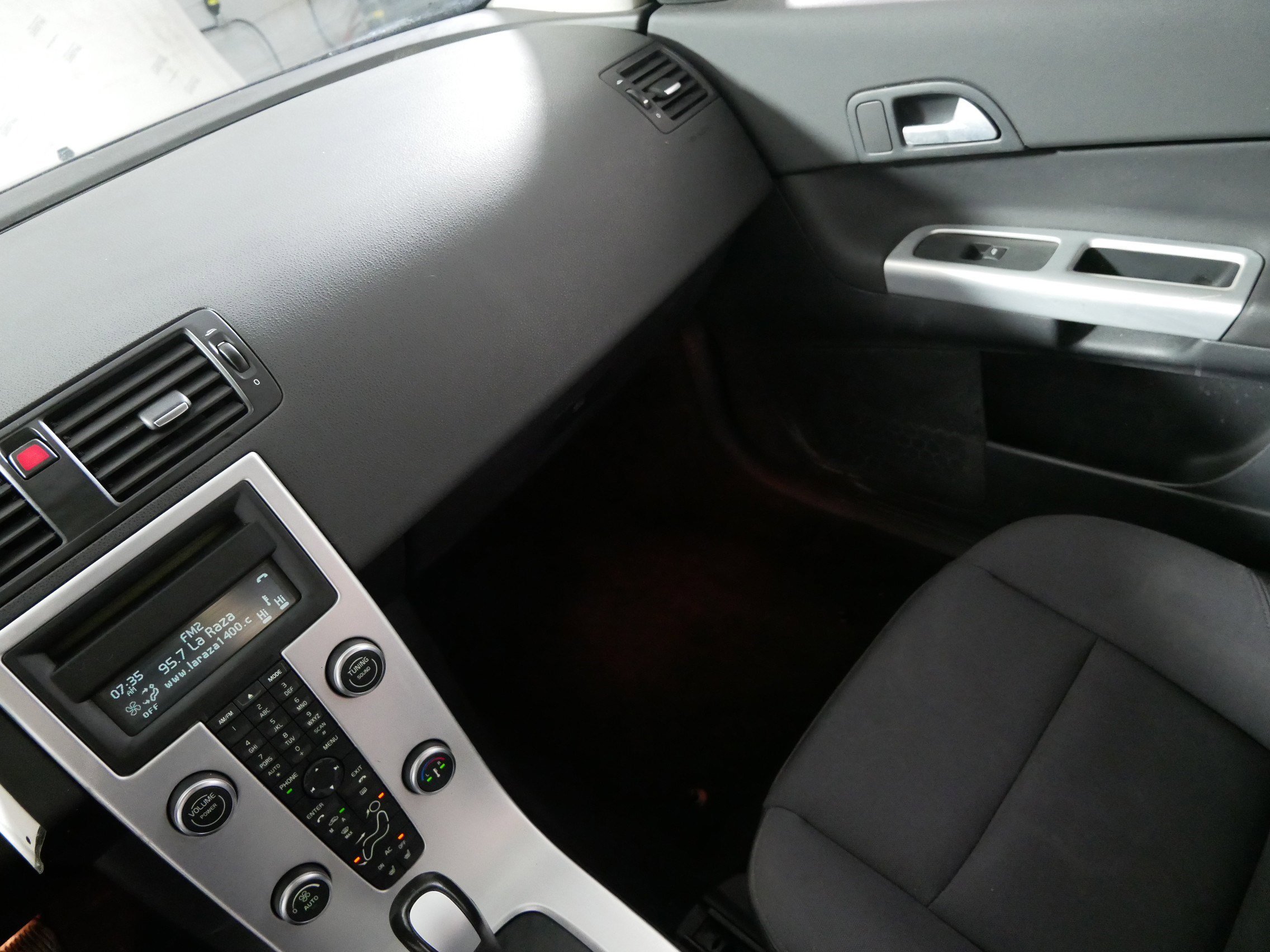 Used 2012 Volvo C30 T5 image 11