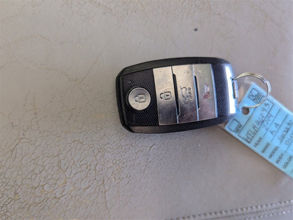 Used 2014 Kia Sorento SX w/ 3rd Row Package image 26