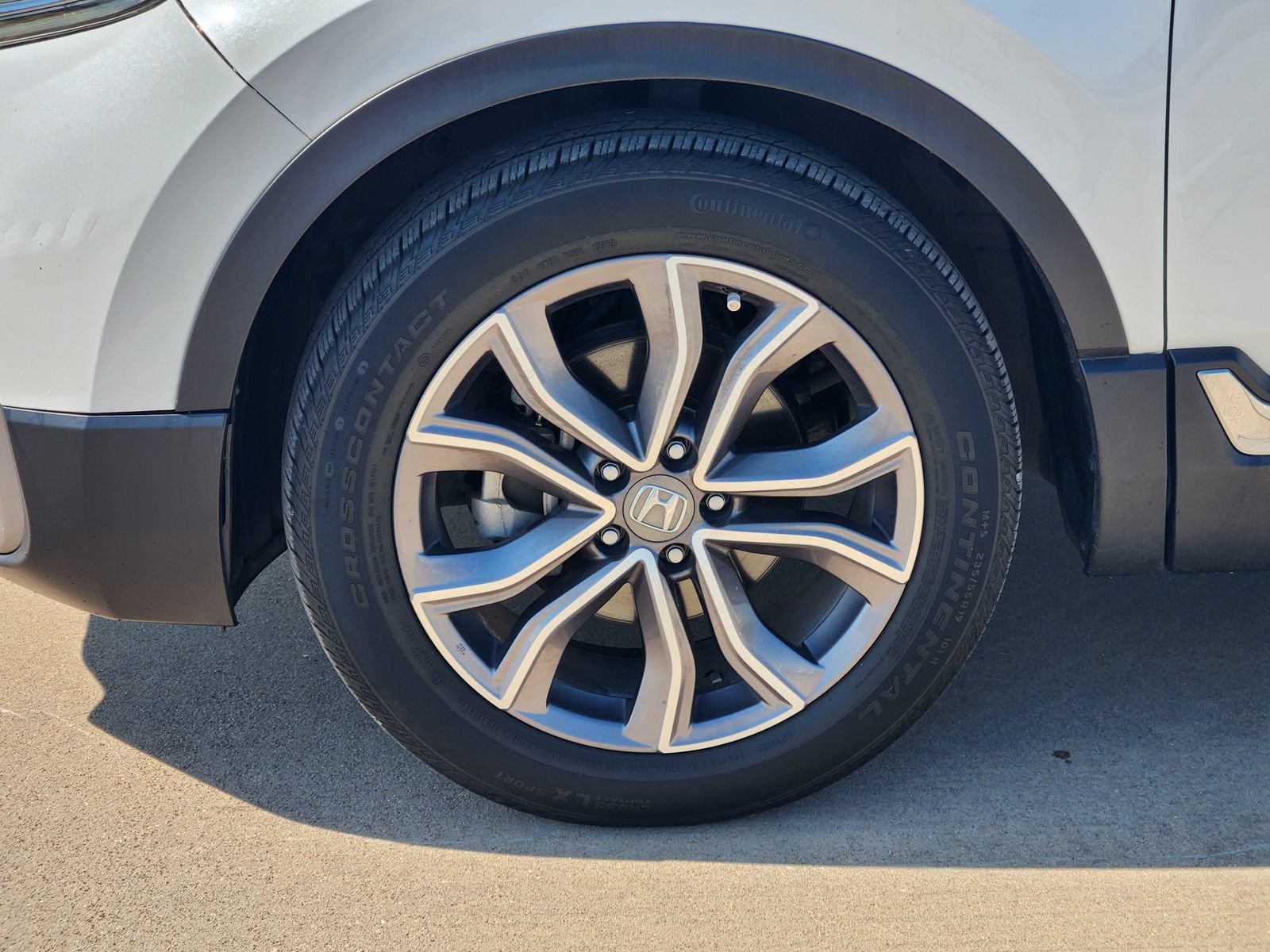 Used 2020 Honda CR-V Touring image 10
