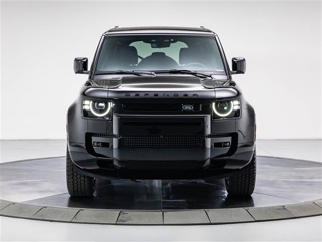 New 2026 Land Rover Defender 110 X-Dynamic SE AWD/4WD image 8