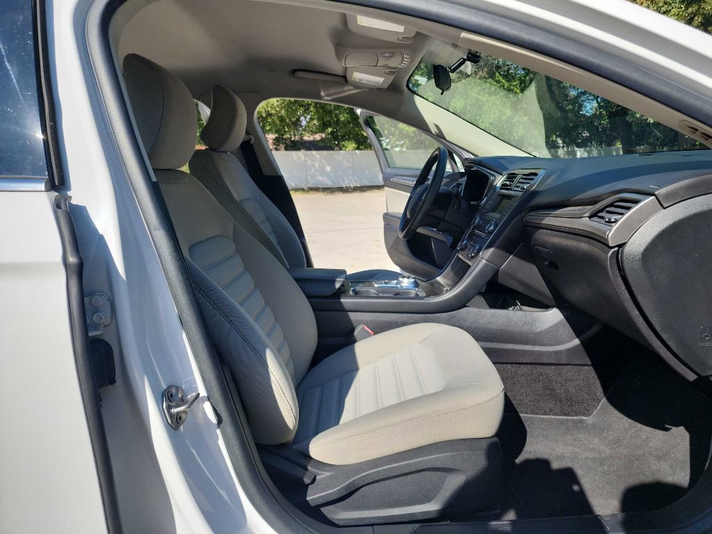 Used 2018 Ford Fusion S image 35