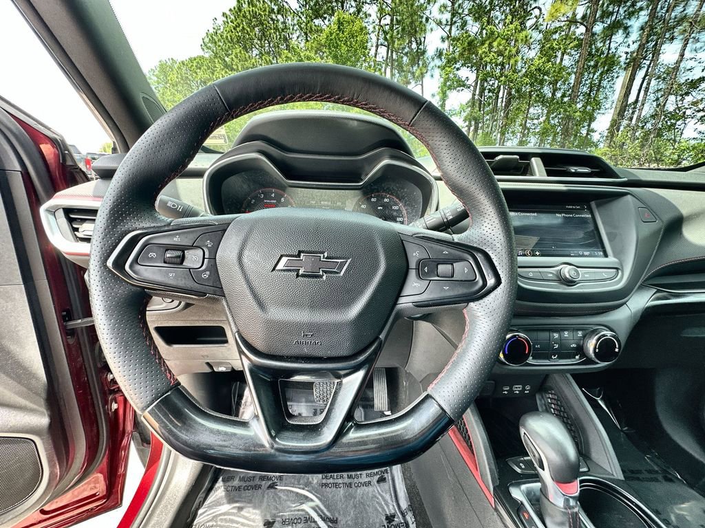 Used 2022 Chevrolet TrailBlazer RS FWD image 11