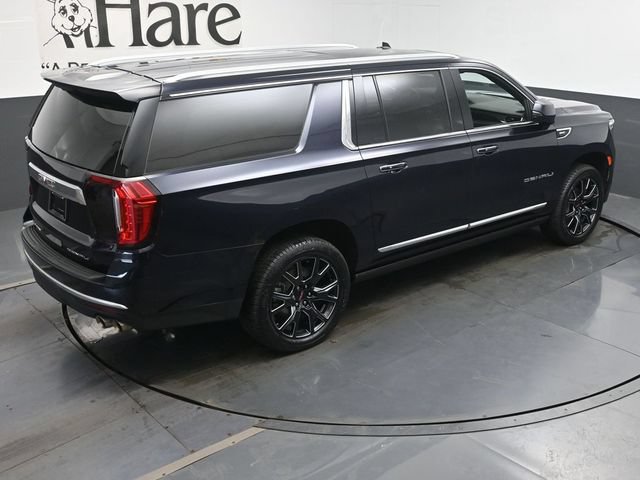 Used 2023 GMC Yukon XL Denali w/ Denali Reserve Package AWD/4WD image 43