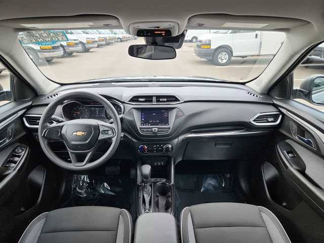 Used 2022 Chevrolet TrailBlazer LS FWD image 30
