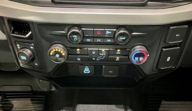 Used 2025 Ford F350 XL w/ XL Chrome Package image 27