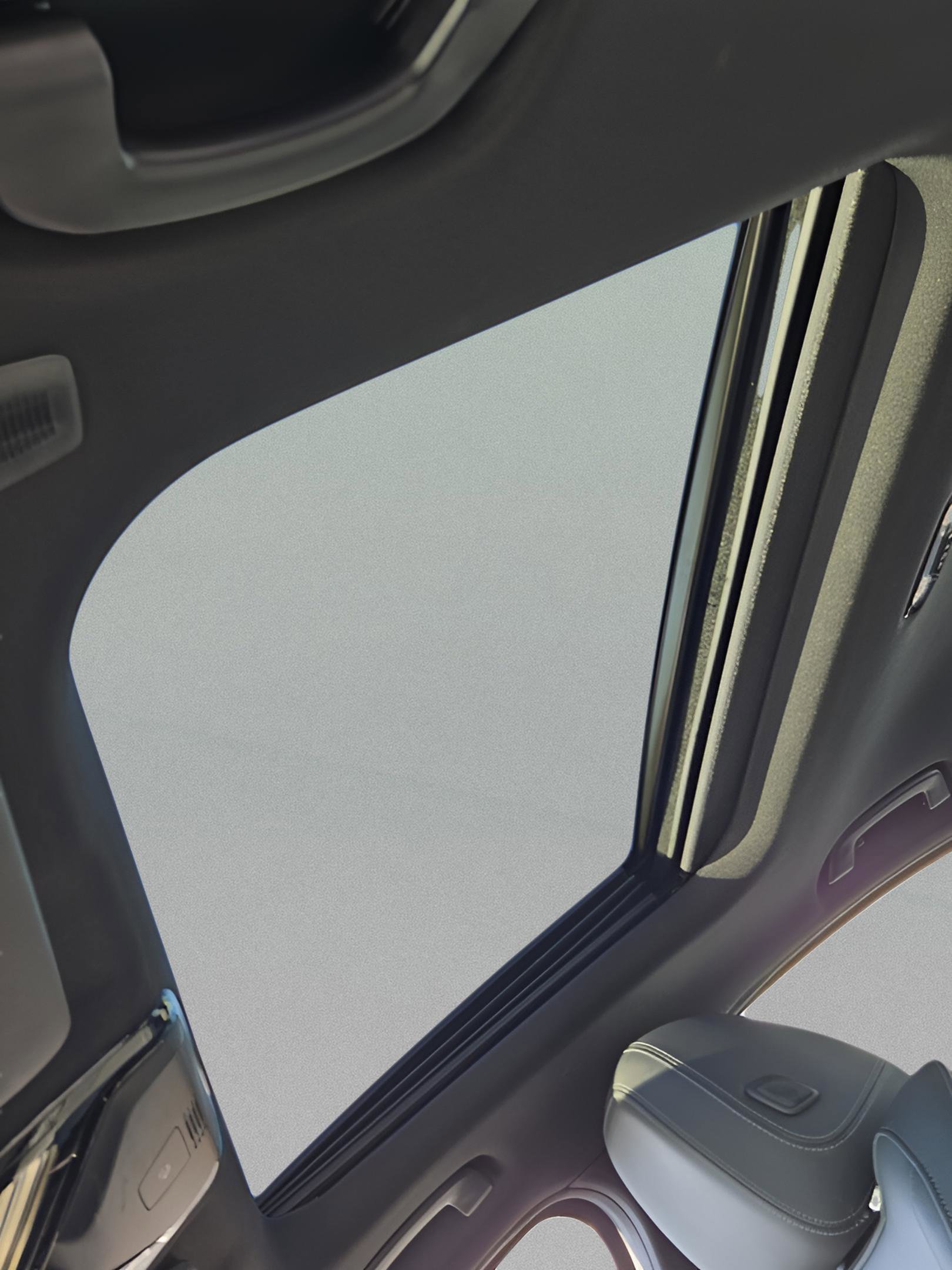 Certified 2023 BMW 330i 330i w/ Driving Assistance Package image 15