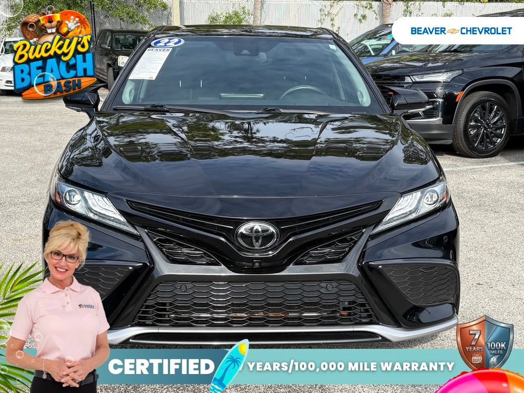 Used 2022 Toyota Camry XSE w/ Navigation Package FWD image 3
