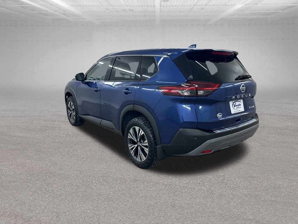 Used 2021 Nissan Rogue SV image 9