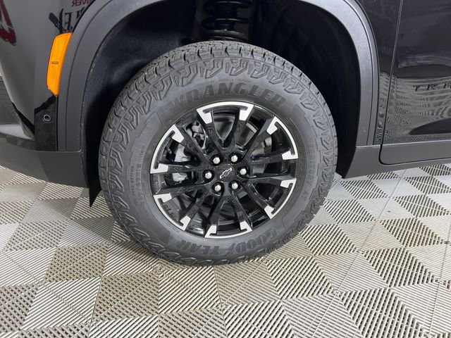 New 2026 Chevrolet Traverse Z71 w/ Enhanced Driving Package AWD/4WD image 24