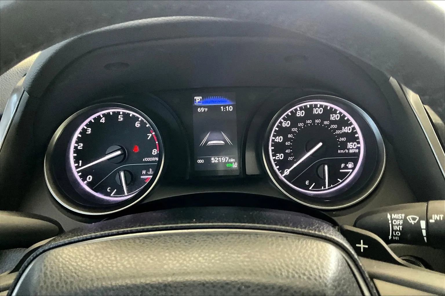 Used 2022 Toyota Camry SE w/ Cold Weather Package FWD image 12