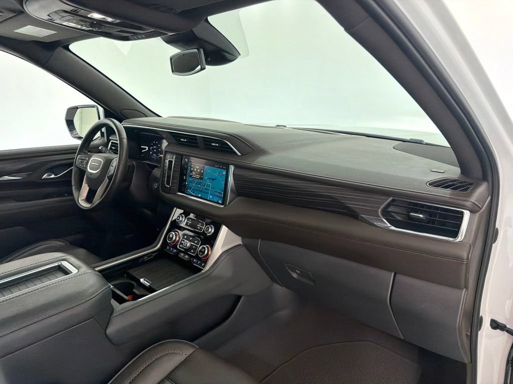 Used 2023 GMC Yukon Denali AWD/4WD image 29