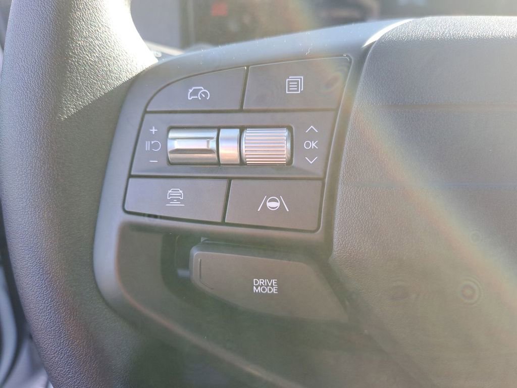 Used 2025 Kia K4 LXS image 27