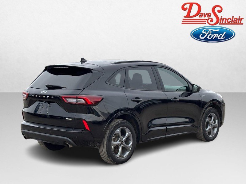 Used 2023 Ford Escape ST-Line w/ Tech Pack #1 image 7