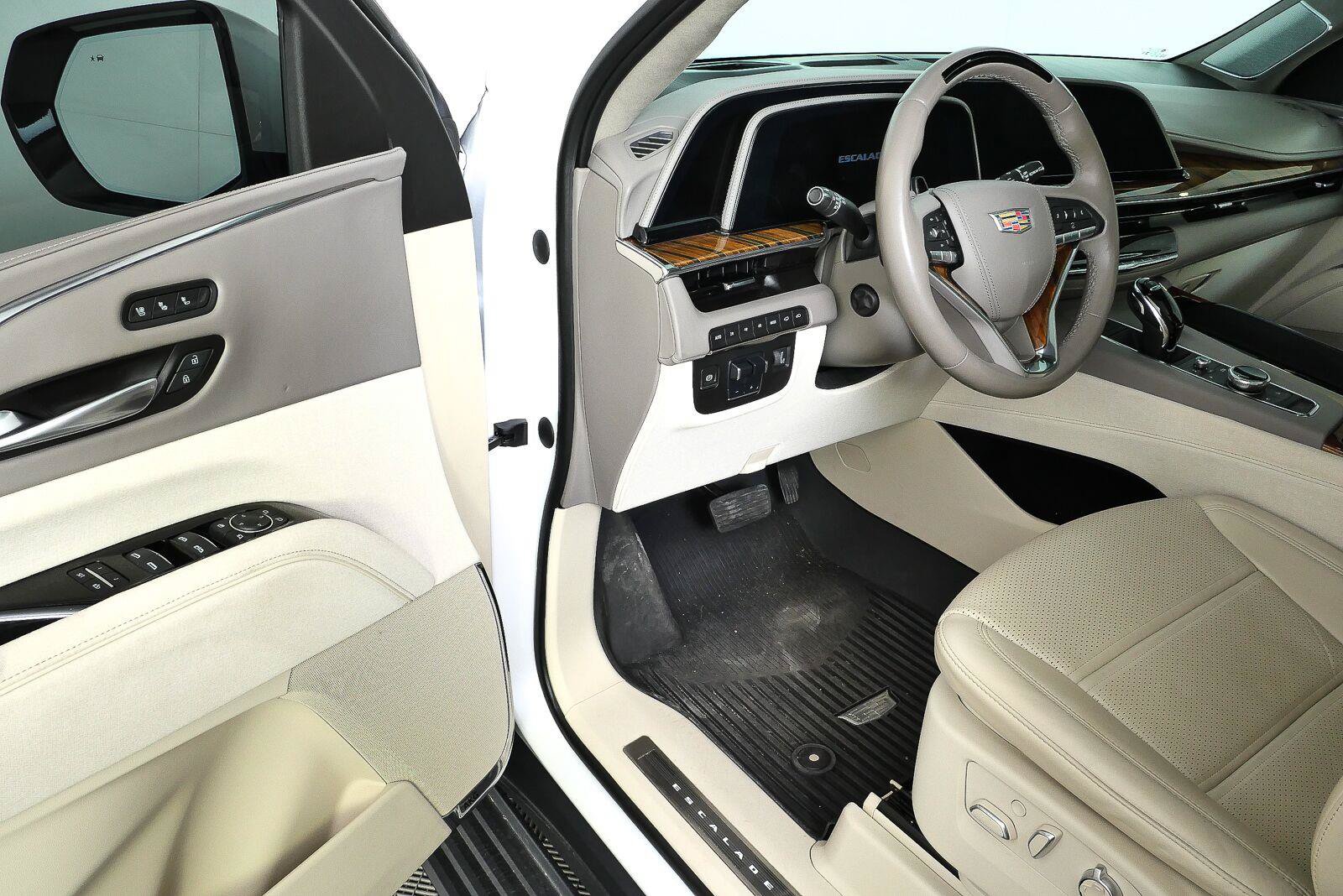 Used 2023 Cadillac Escalade ESV Sport Platinum AWD/4WD image 8