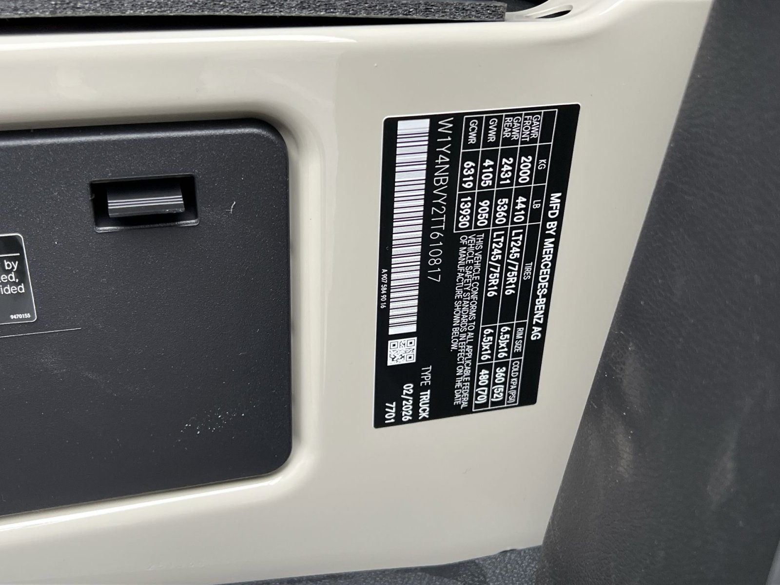 New 2026 Mercedes-Benz Sprinter 144 Cargo image 36