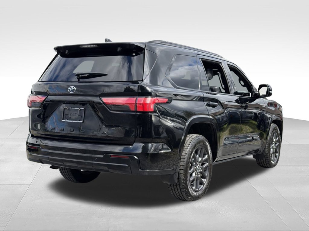 Used 2023 Toyota Sequoia Platinum AWD/4WD image 10
