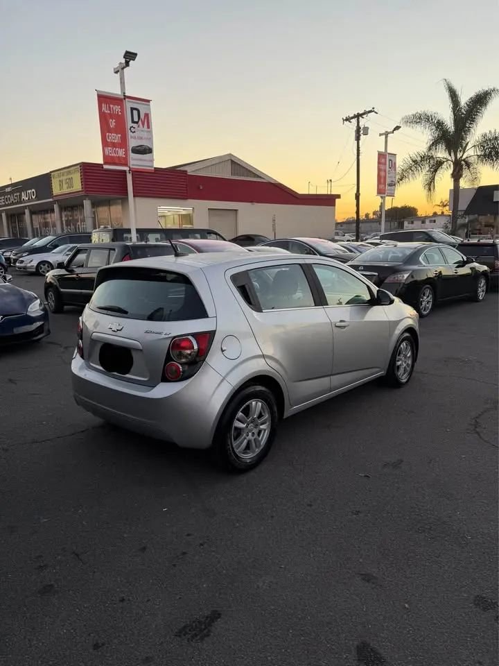 Used 2013 Chevrolet Sonic LT image 7