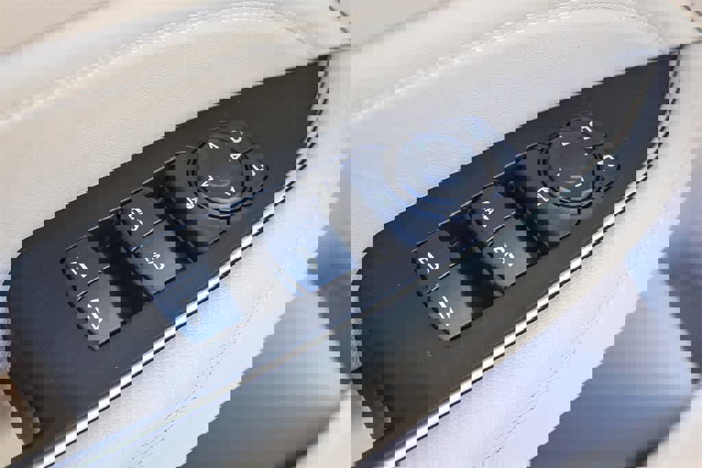 Used 2019 Buick Regal Essence image 23