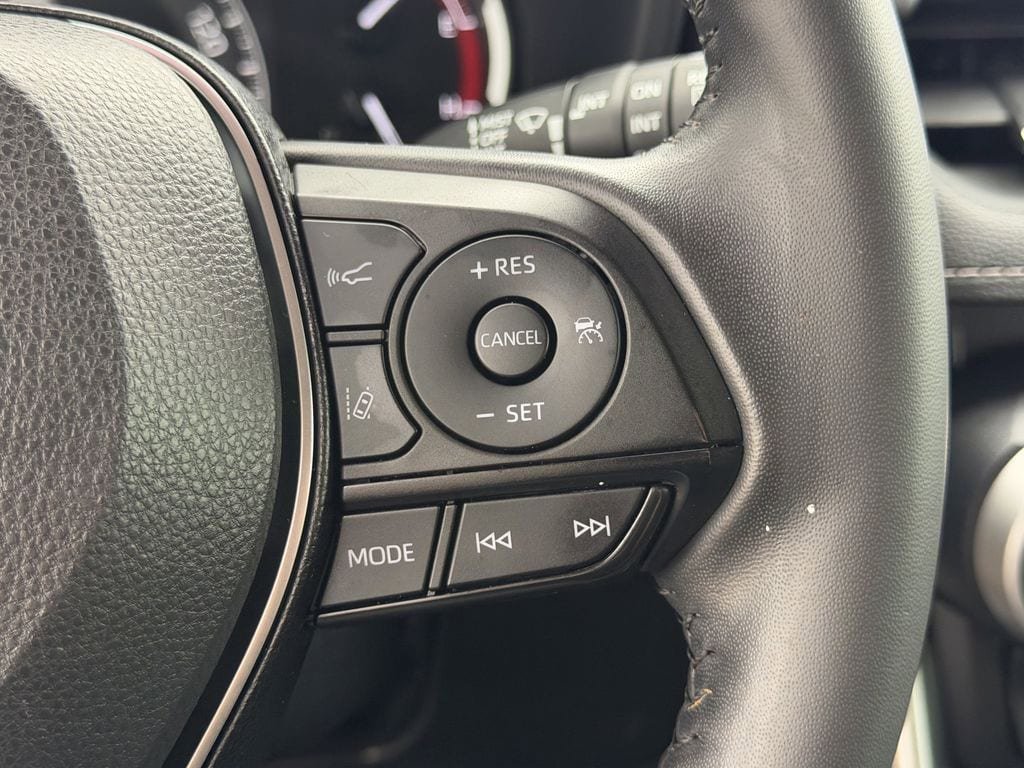 Used 2023 Toyota RAV4 XLE Premium FWD image 23