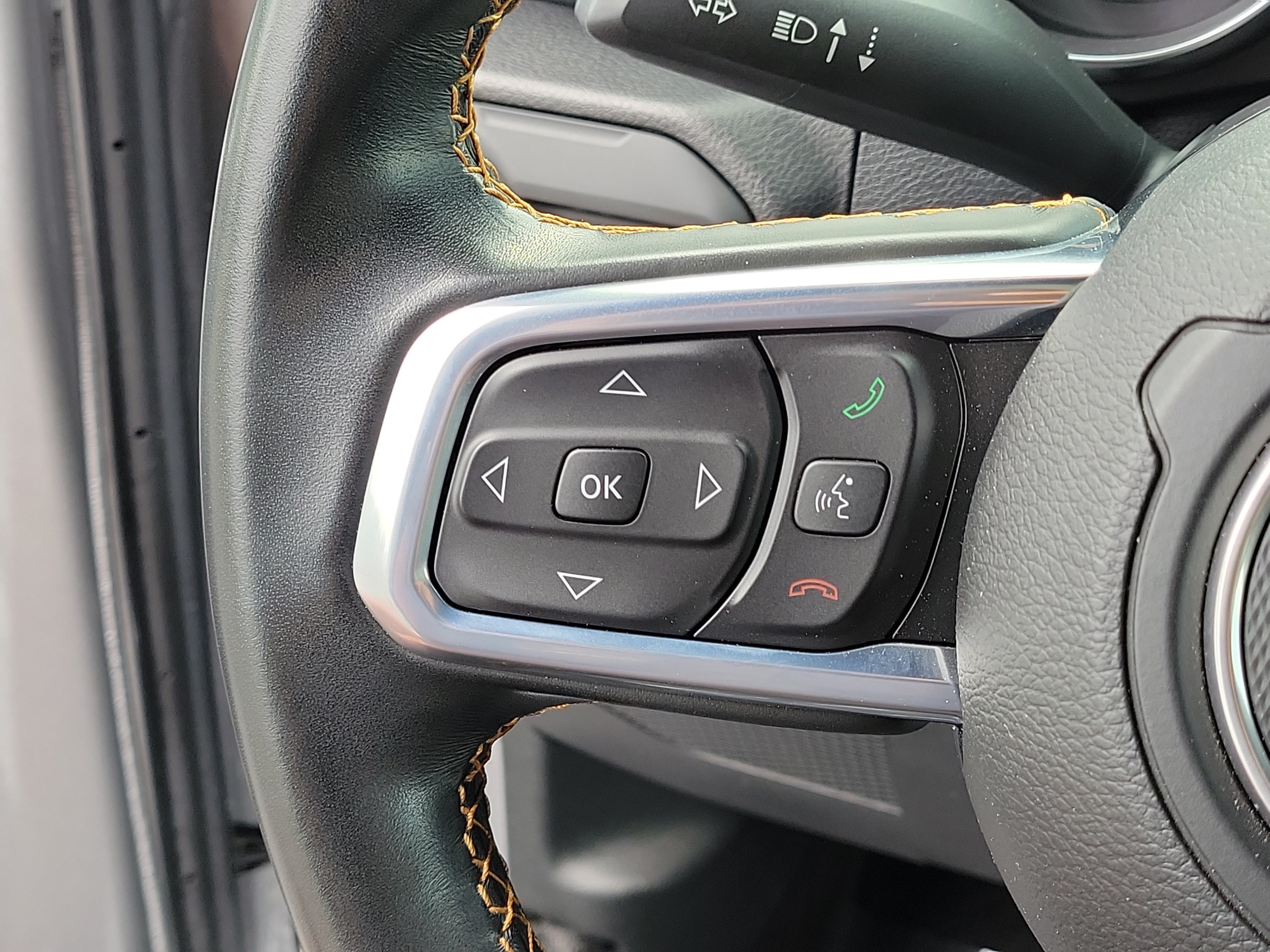 Used 2021 Jeep Wrangler Unlimited Sahara AWD/4WD image 30