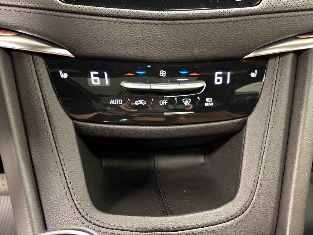 New 2025 Cadillac XT5 Premium Luxury w/ LPO, Floor Liner Package image 39