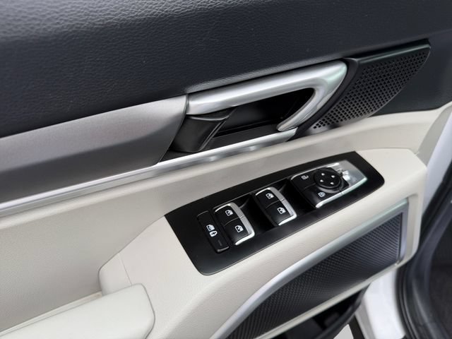 Certified 2022 Kia Telluride S FWD image 11