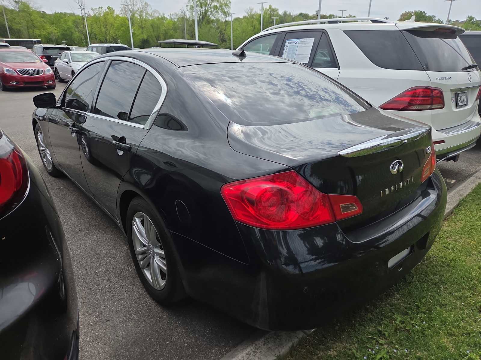 Used 2013 INFINITI G37 Journey w/ Premium Pkg image 6