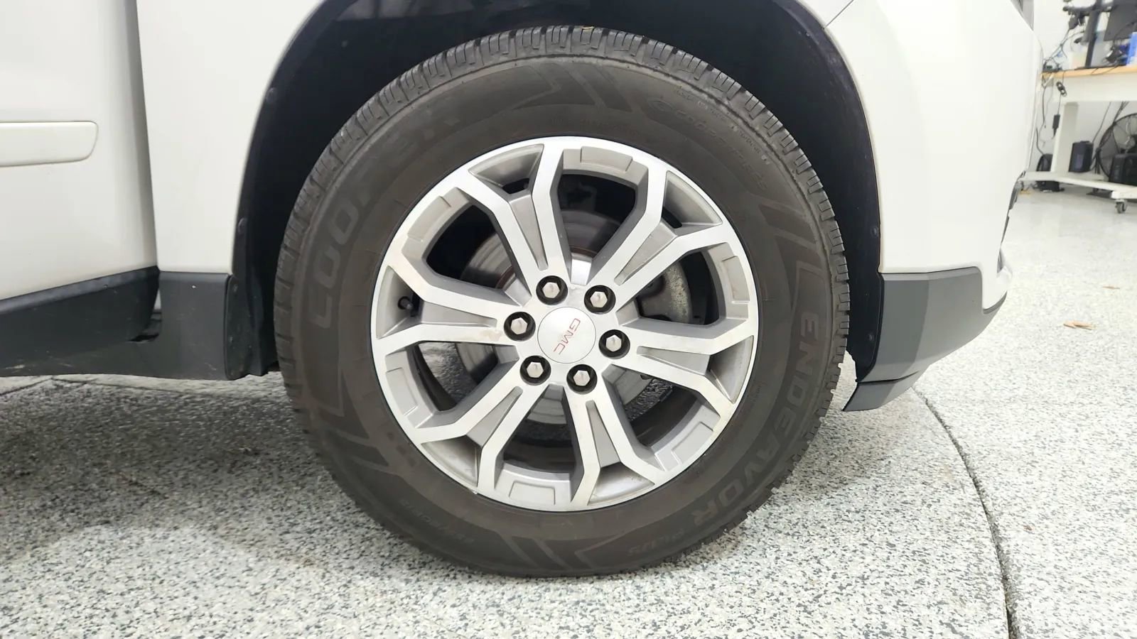 Used 2016 GMC Acadia SLT image 13