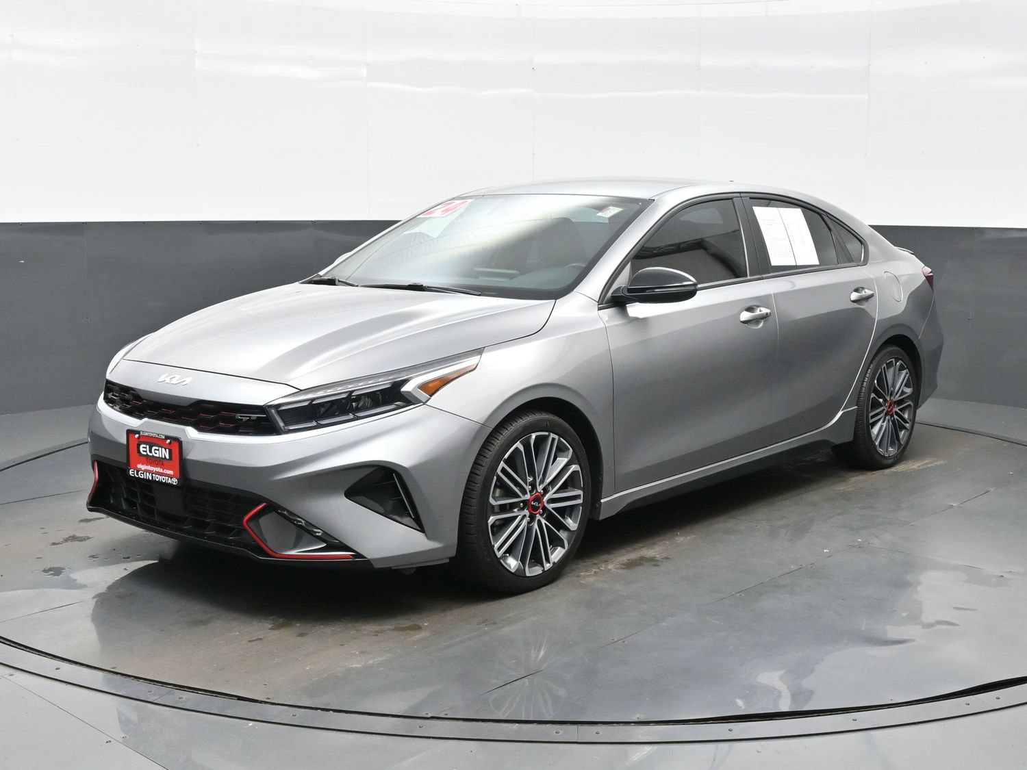 Used 2024 Kia Forte GT FWD image 2