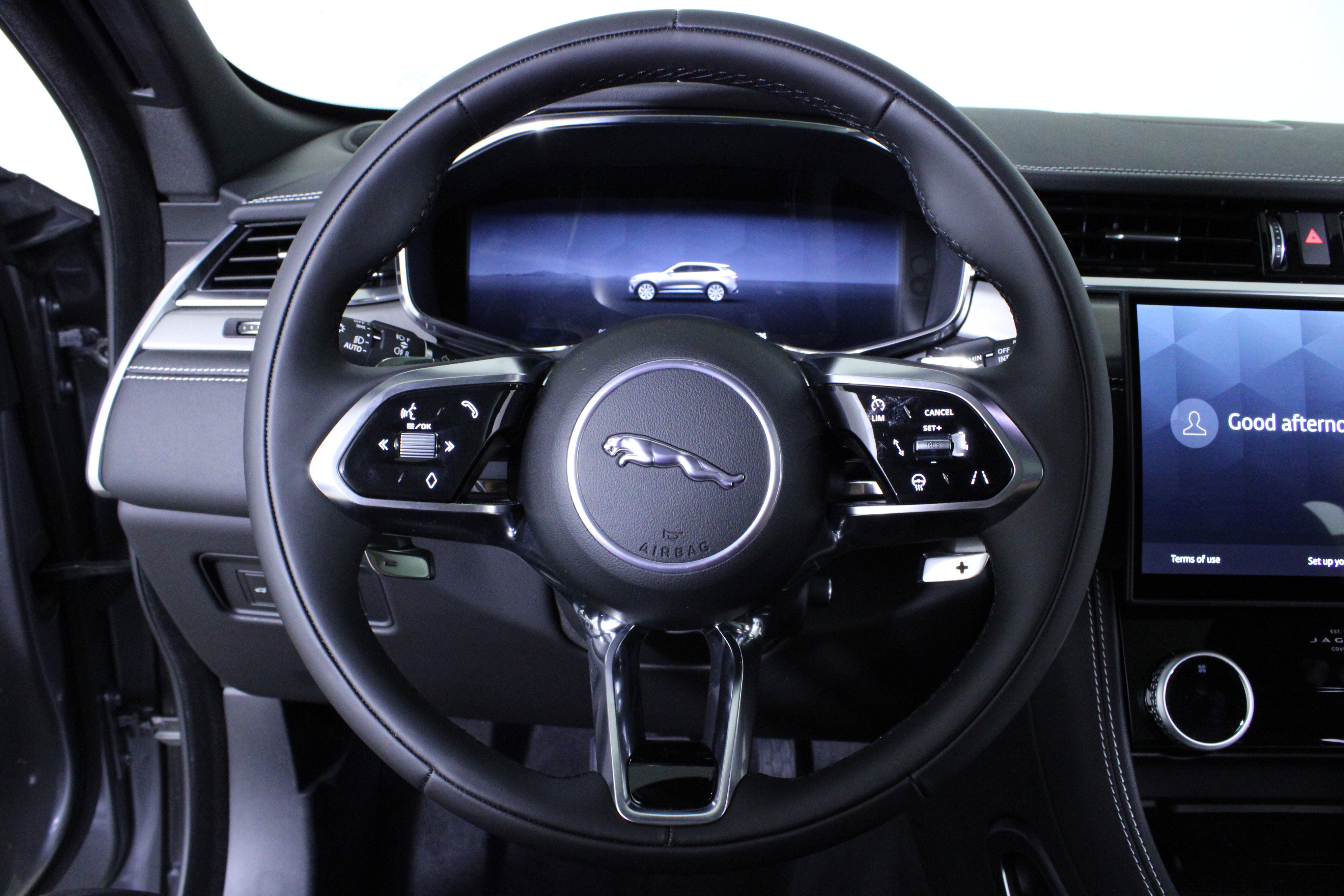 New 2026 Jaguar F-PACE R-Dynamic S image 17