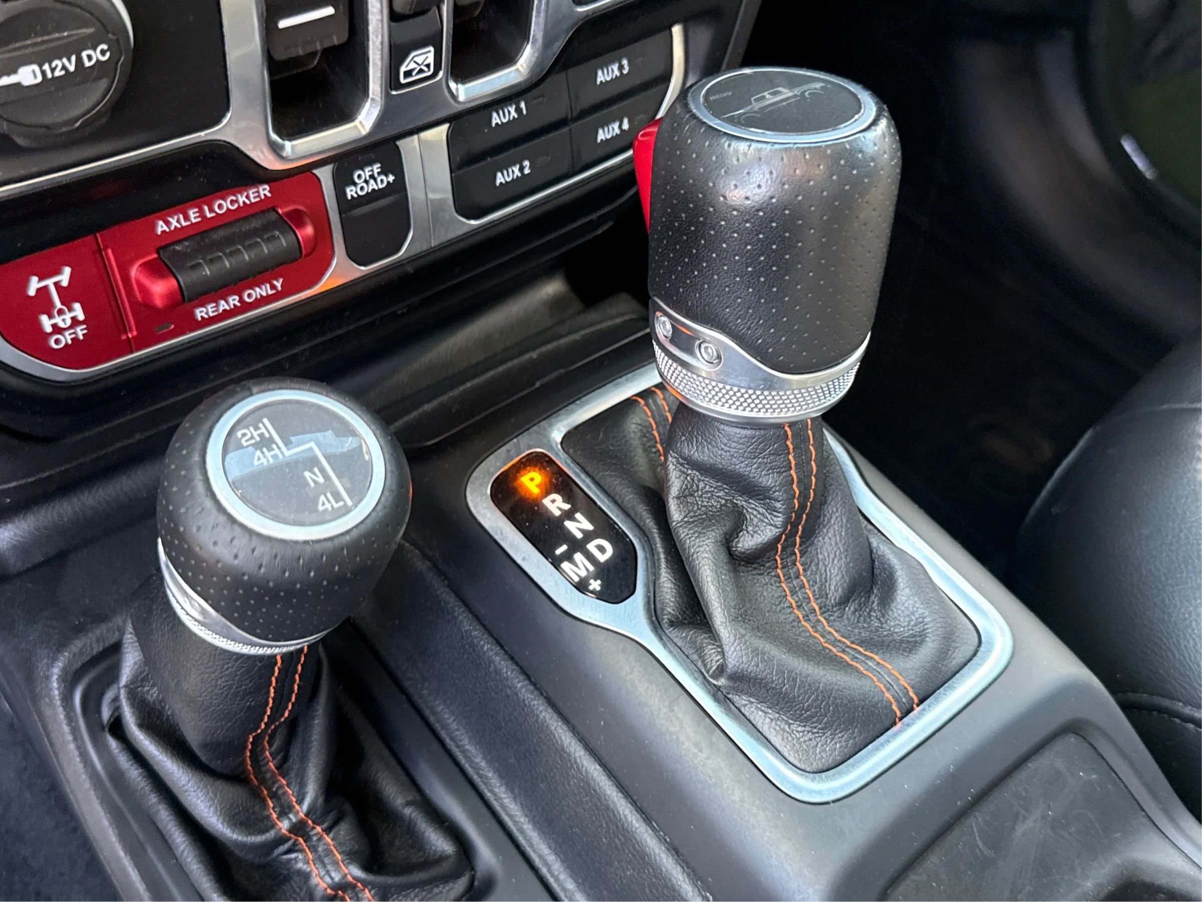 Used 2022 Jeep Gladiator Mojave w/ Cold Weather Group image 43